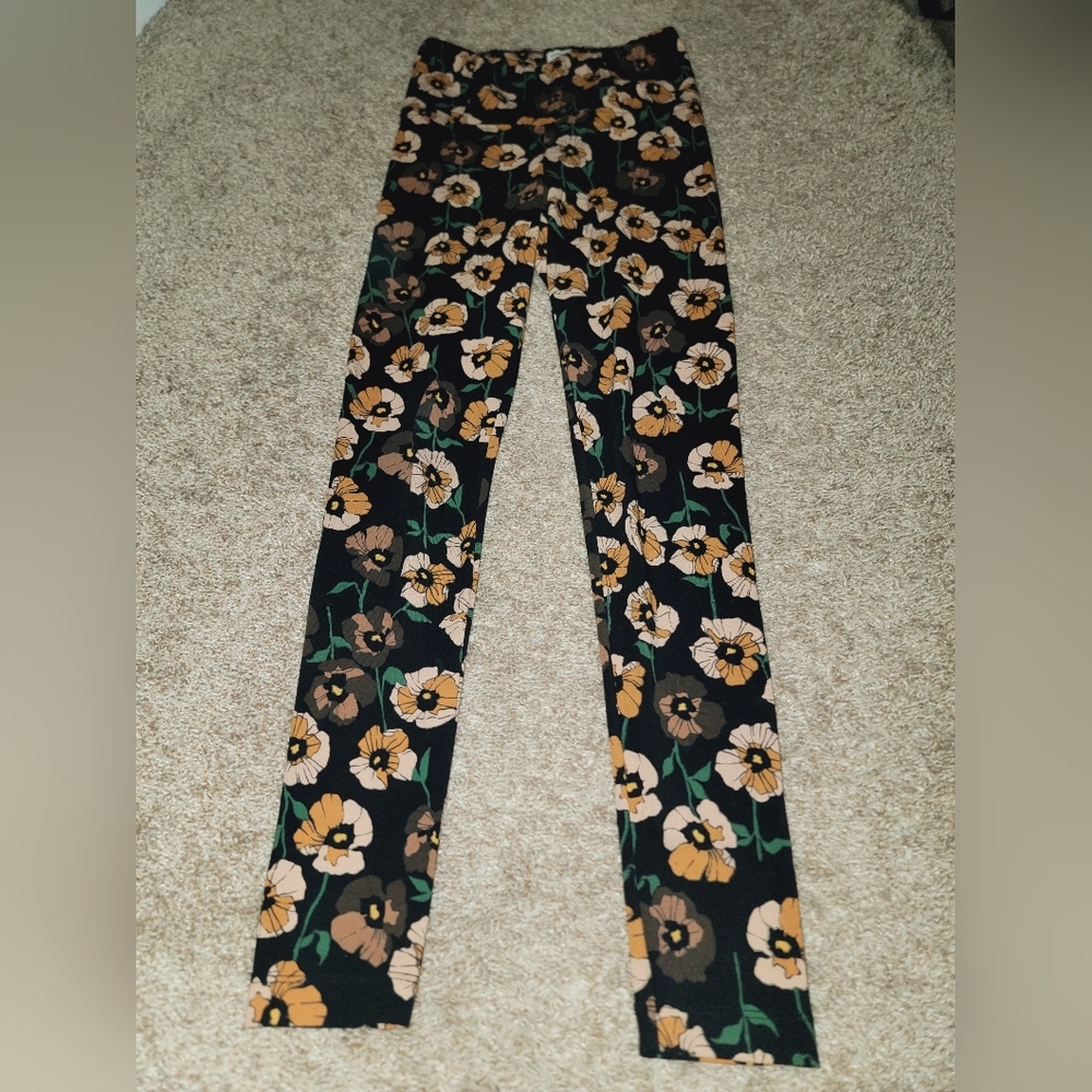 Sunday Best floral leggings size XS